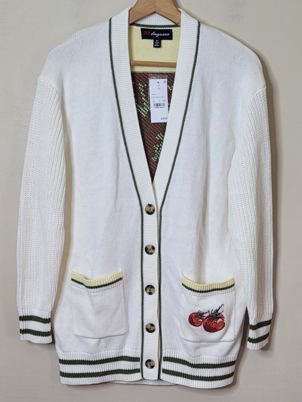 NWT 33 Degrees Tomato Graphic Cardigan Sweater - Picture 2 of 13